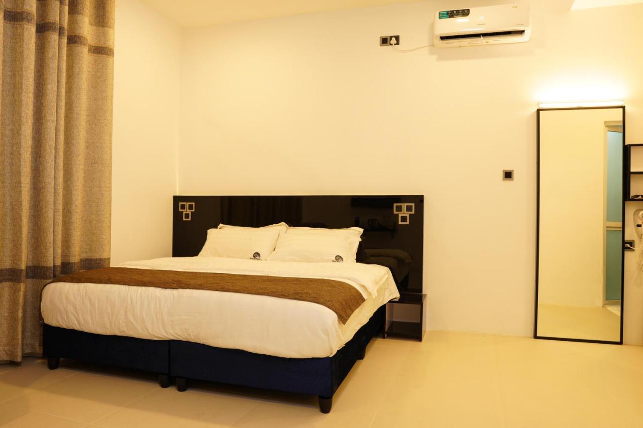 Moonshell Residence Maalhos  Ruang foto