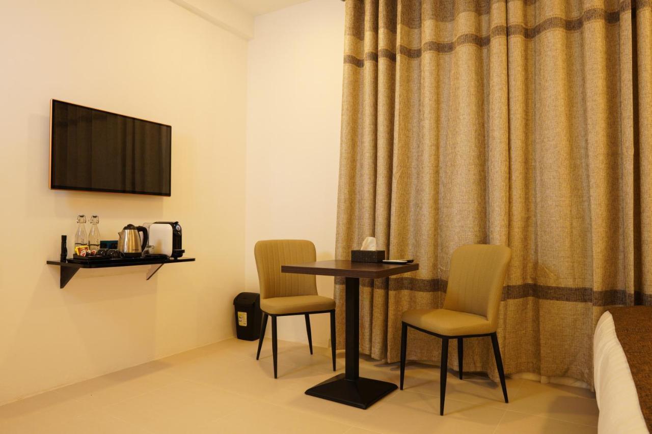 Moonshell Residence Maalhos  Bagian luar foto